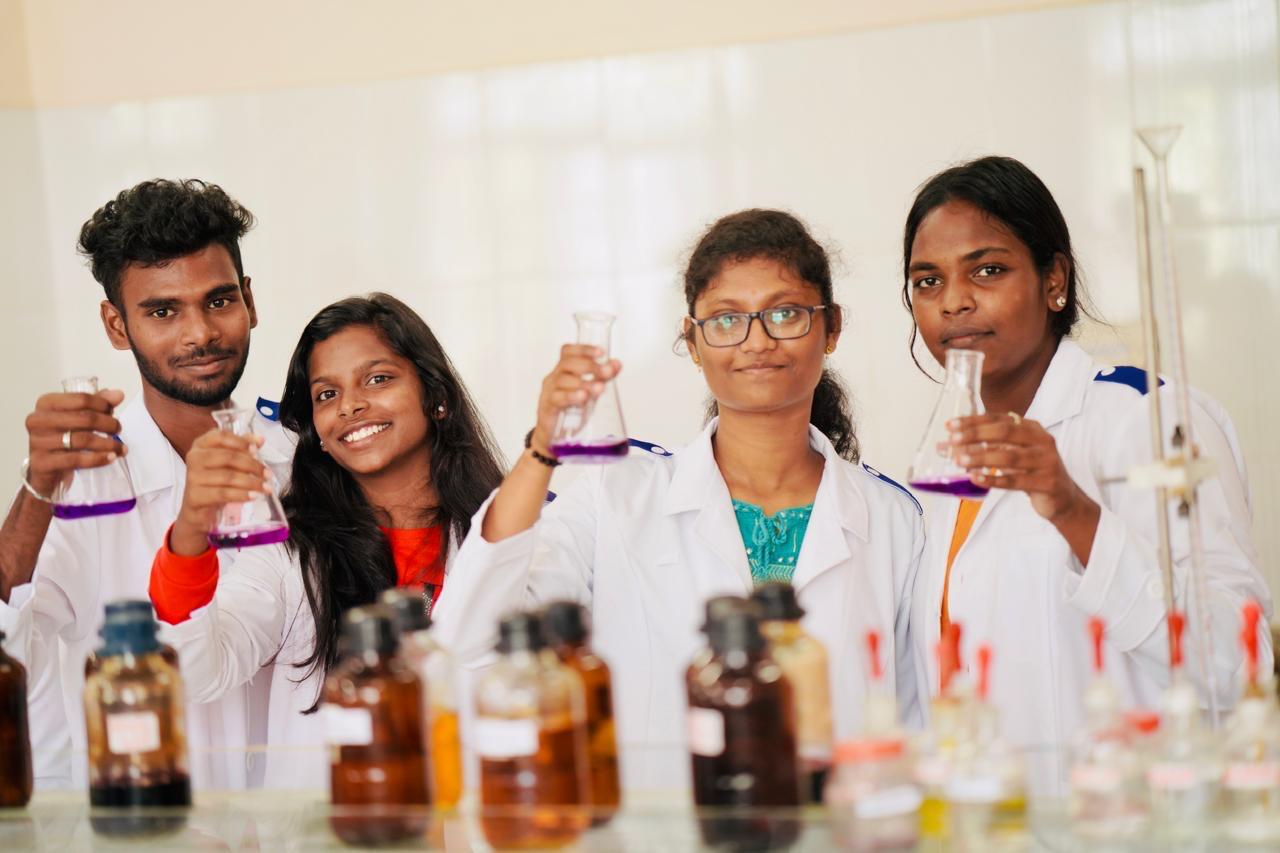 WhatsApp Image 2025-05-09 at 17.06.48